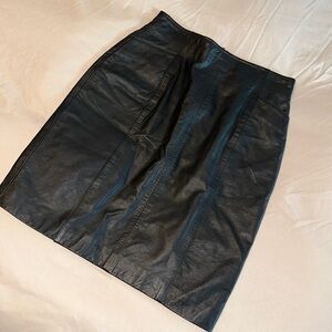 VINTAGE 1990's WILSONS LEATHER BLACK SKIRT SIZE 6